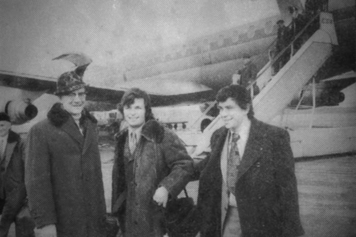 Jiří Waldhans, Václav Hudeček and Jiří Bělohlávek at the airport