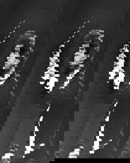 Jiří Bělohlávek řídí koncert Pražského jara v květnu 1990