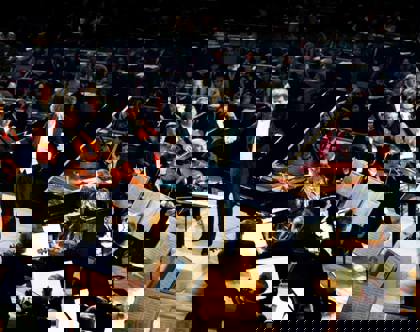 Foto ze slavnostního koncertu České filharmonie v sídle OSN dne 24. října 1990