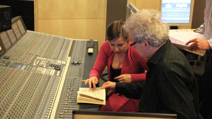 Recording with Alisa Weilerstein | Photo Alexander Van Ingen