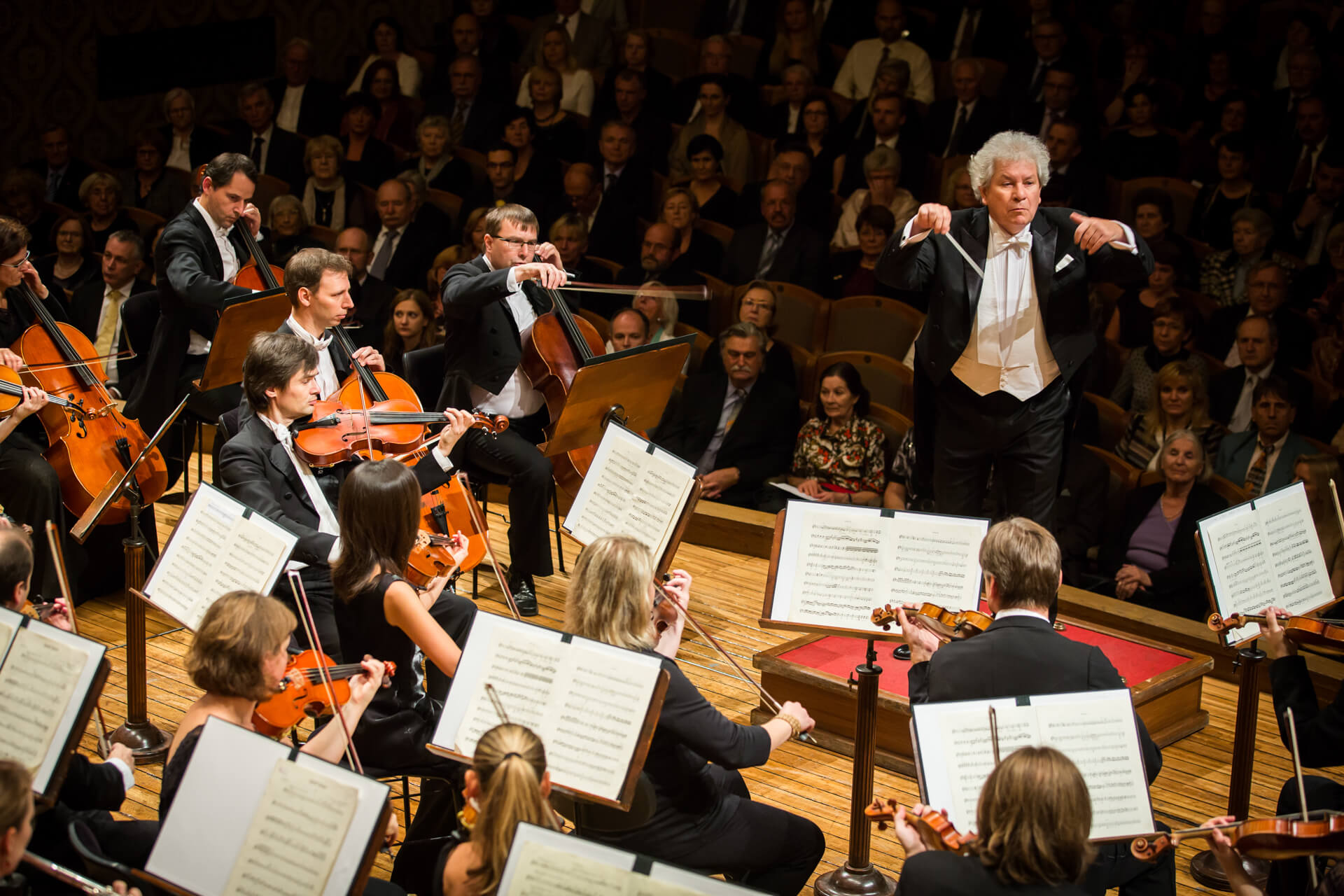 Bělohlávek conducting PKF in 2014